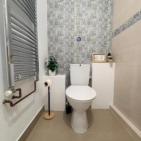 Lägenhet Gojdu By The River